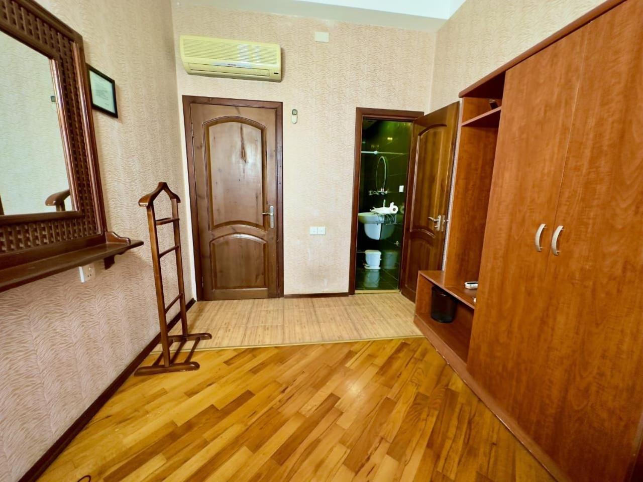Nur Hotel & Terrace Cafe Baku Extérieur photo