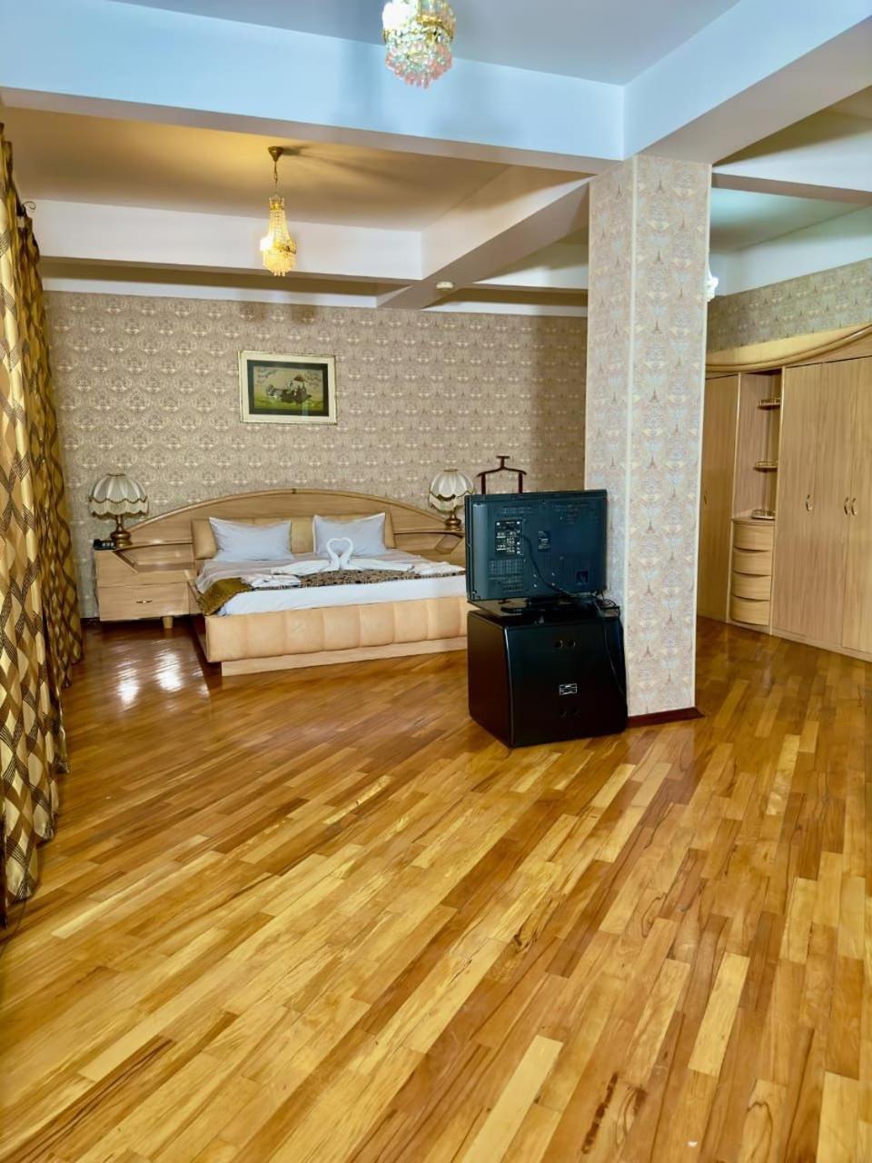 Nur Hotel & Terrace Cafe Baku Extérieur photo
