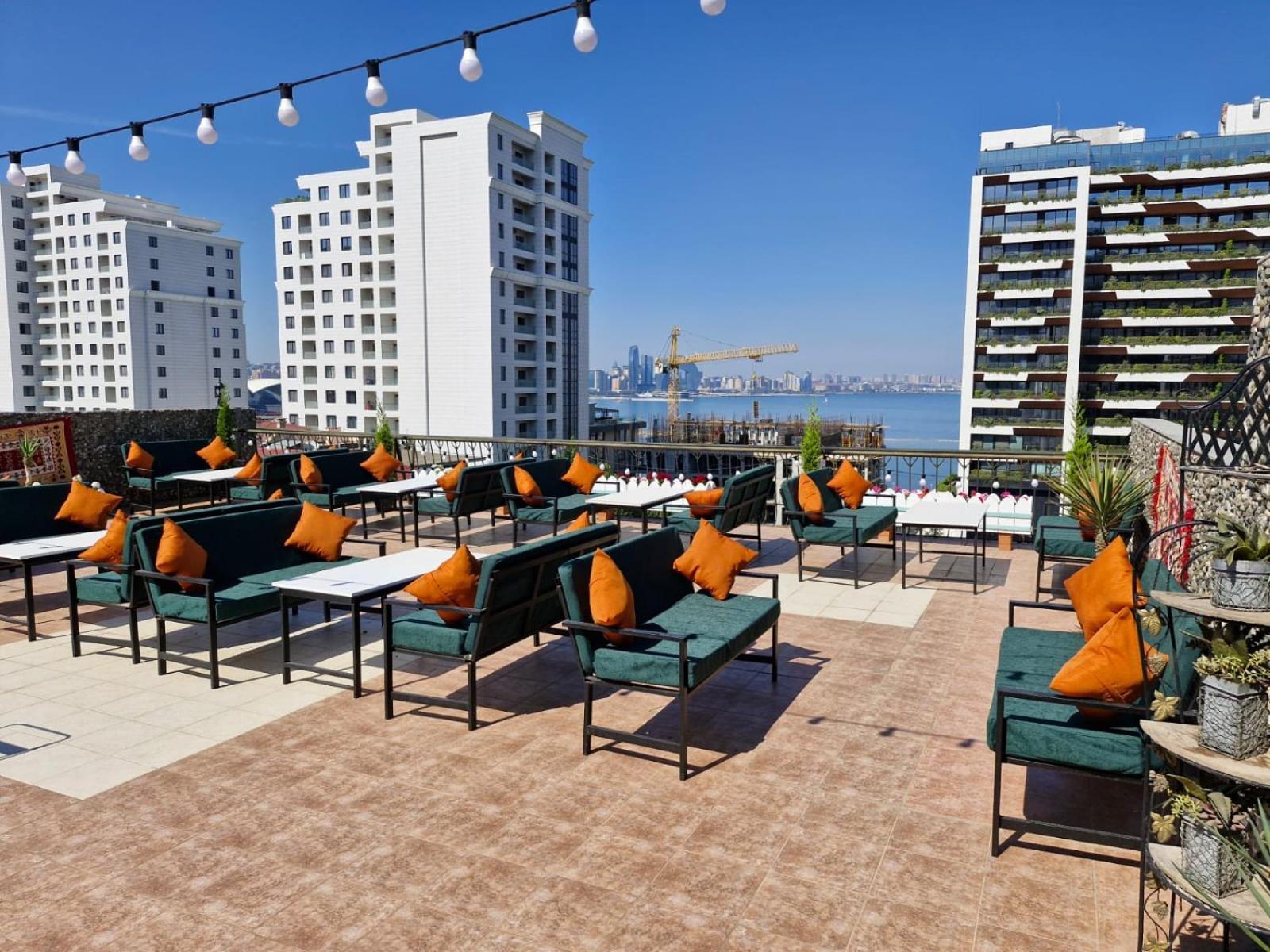 Nur Hotel & Terrace Cafe Baku Extérieur photo